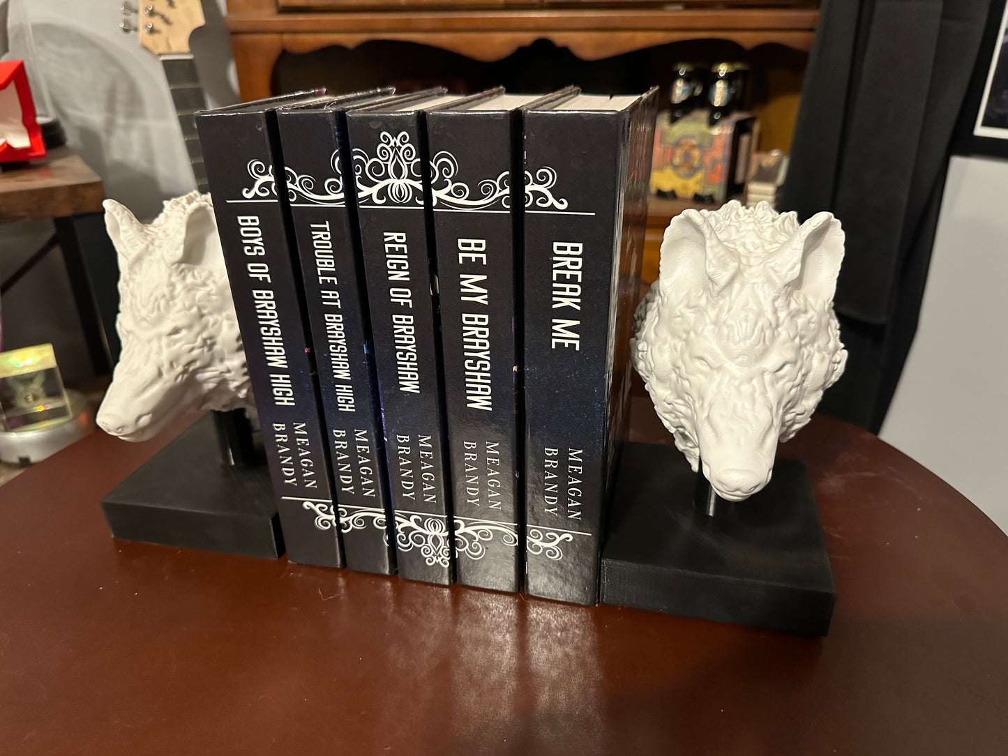 Wolf Head Statue Book End Home Decoration Wolf Statue 3D Print Unique Gift