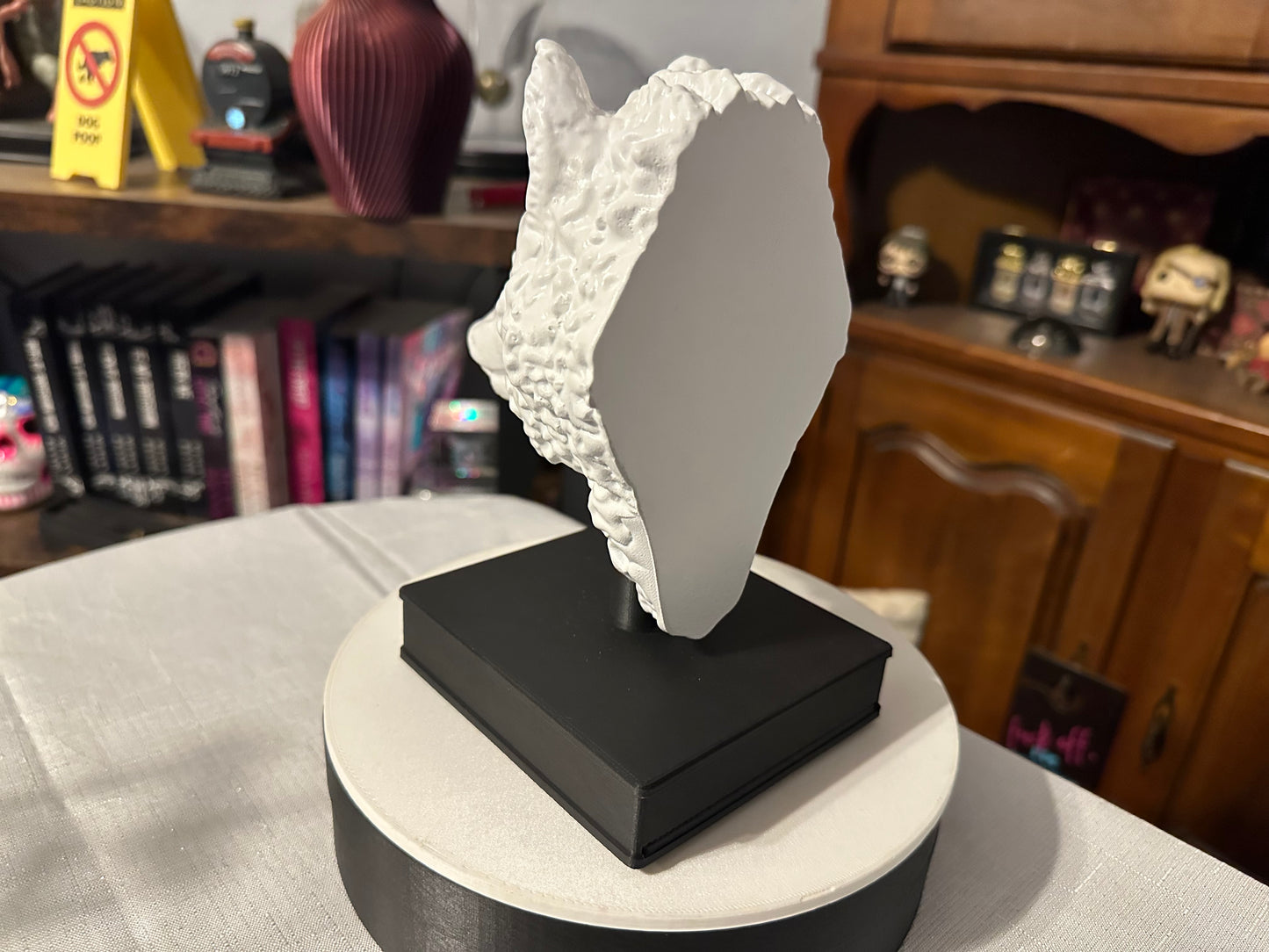 Wolf Head Statue Book End Home Decoration Wolf Statue 3D Print Unique Gift